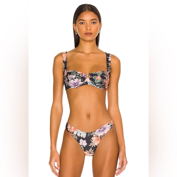 L*SPACE 🌺 Floral Bikini Set - Picture 9 of 14